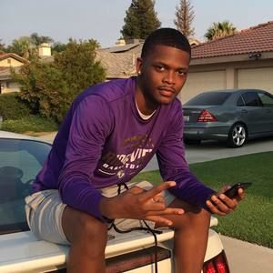 Meet your Posher, Tahj